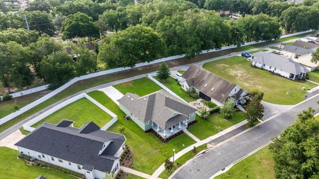 2703 SE 48TH AVENUE, Ocala, FL 34480