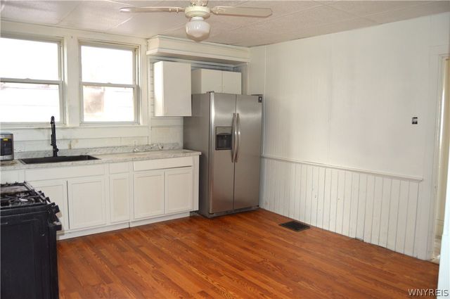 14 Cave Street, Lockport City, NY 14094