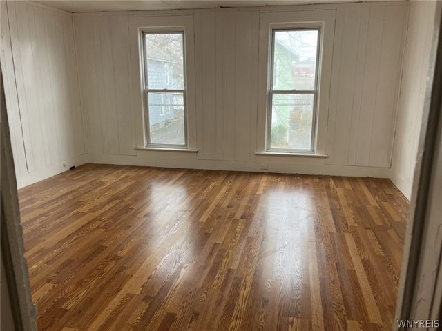 14 Cave Street, Lockport City, NY 14094