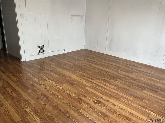 14 Cave Street, Lockport City, NY 14094