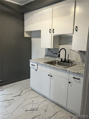 14 Cave Street, Lockport City, NY 14094