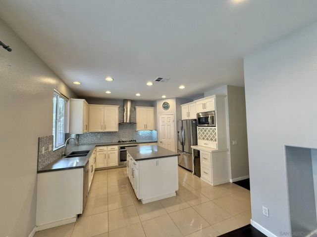 1181 Saratoga Court, Chula Vista, CA 91913