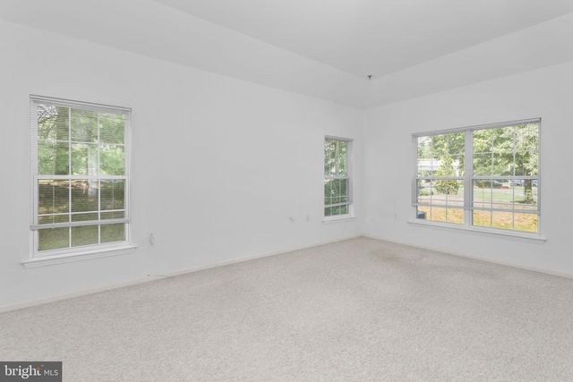 51 PINFLOWER LA, Princeton Junction, NJ 08550