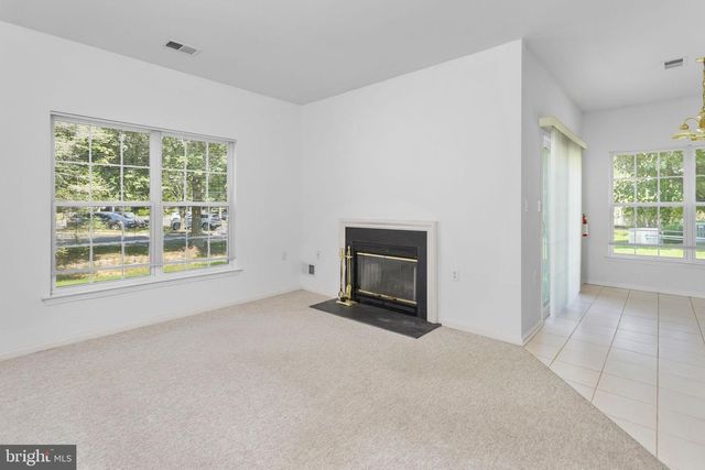 51 PINFLOWER LA, Princeton Junction, NJ 08550