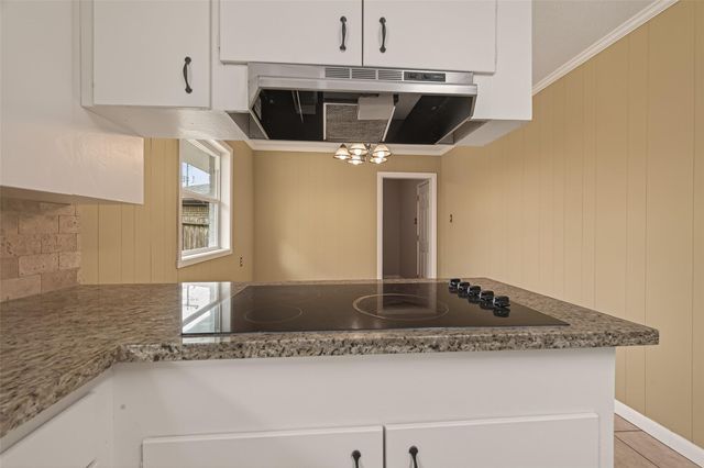 2304 Belvedere Drive, Baytown, TX 77520