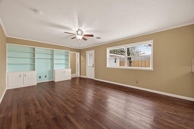 2304 Belvedere Drive, Baytown, TX 77520