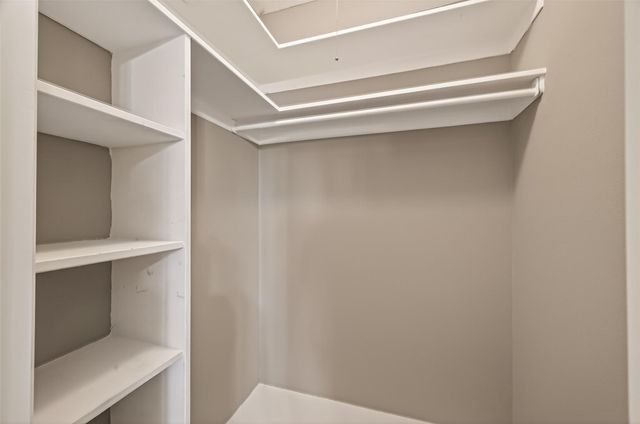 2304 Belvedere Drive, Baytown, TX 77520