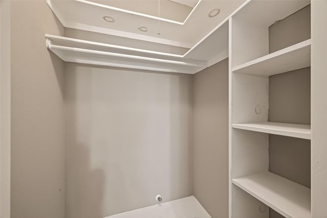 2304 Belvedere Drive, Baytown, TX 77520