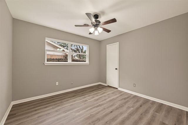 2304 Belvedere Drive, Baytown, TX 77520