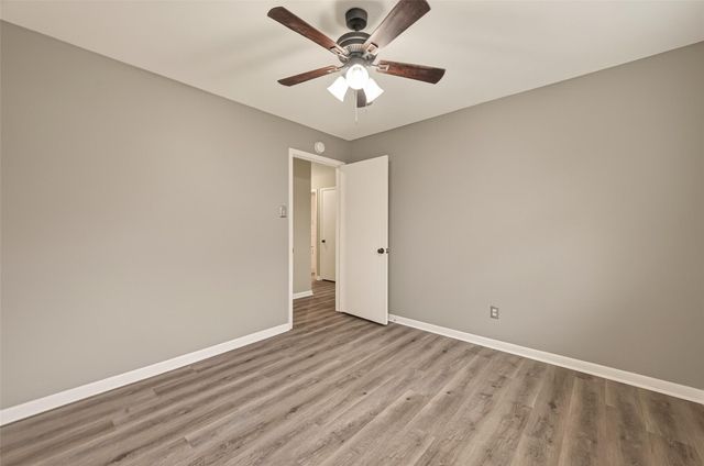 2304 Belvedere Drive, Baytown, TX 77520