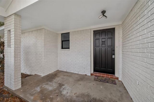 2304 Belvedere Drive, Baytown, TX 77520