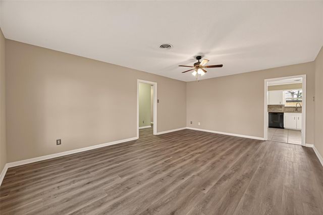 2304 Belvedere Drive, Baytown, TX 77520