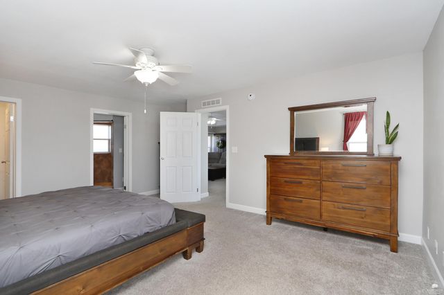 204 Brookmont Drive, Manhattan, KS 66502