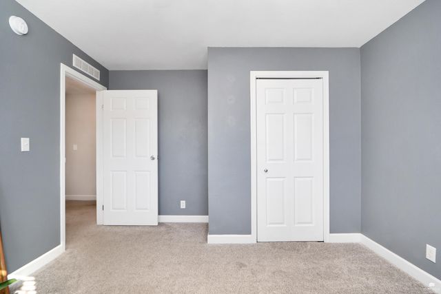 204 Brookmont Drive, Manhattan, KS 66502