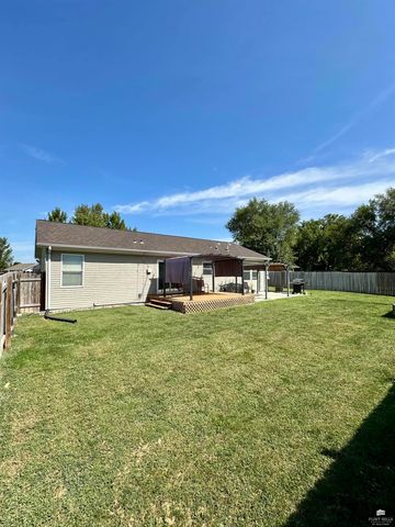204 Brookmont Drive, Manhattan, KS 66502
