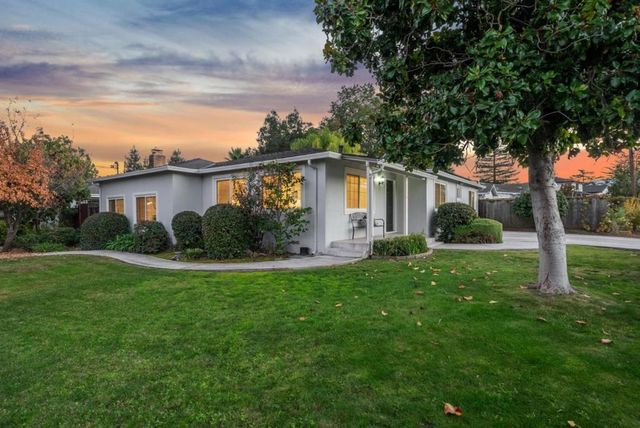 18724 McCoy Avenue, Saratoga, CA 95070
