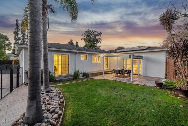 18724 McCoy Avenue, Saratoga, CA 95070