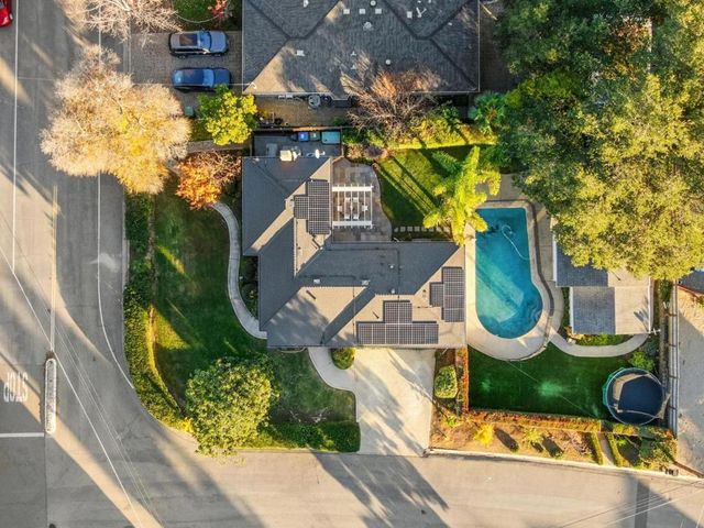 18724 McCoy Avenue, Saratoga, CA 95070