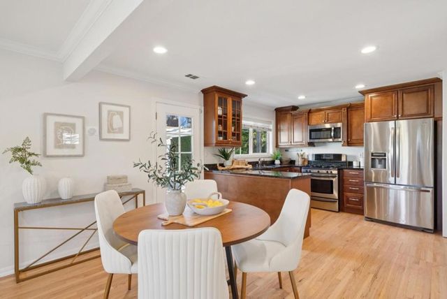 18724 McCoy Avenue, Saratoga, CA 95070