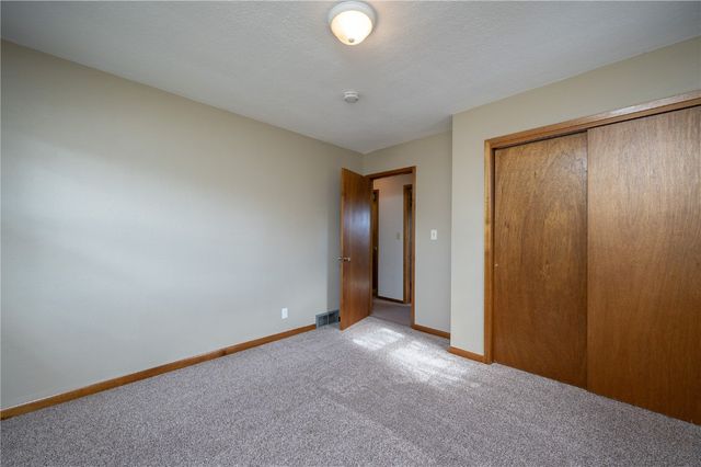 3600 Bel Air SE, Cedar Rapids, IA 52403