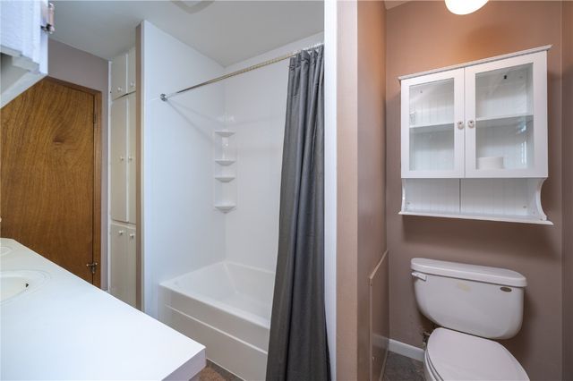 3600 Bel Air SE, Cedar Rapids, IA 52403