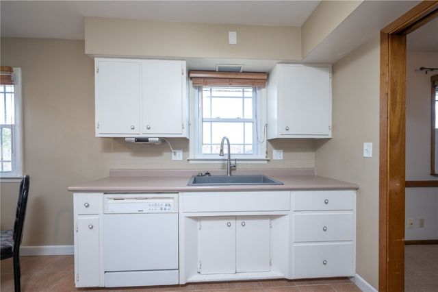 3600 Bel Air SE, Cedar Rapids, IA 52403