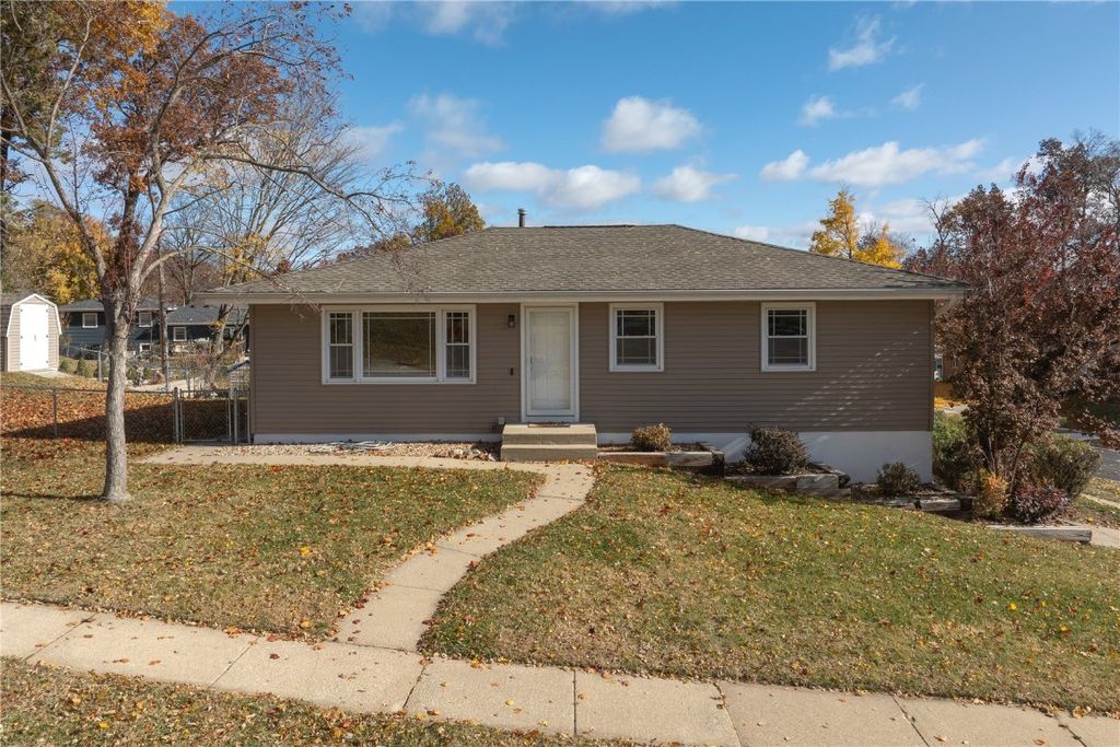 3600 Bel Air SE, Cedar Rapids, IA 52403