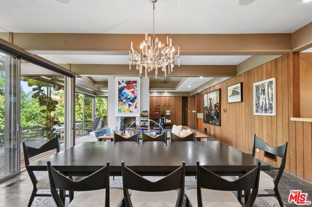 17269 Oak View Drive, Encino, CA 91316