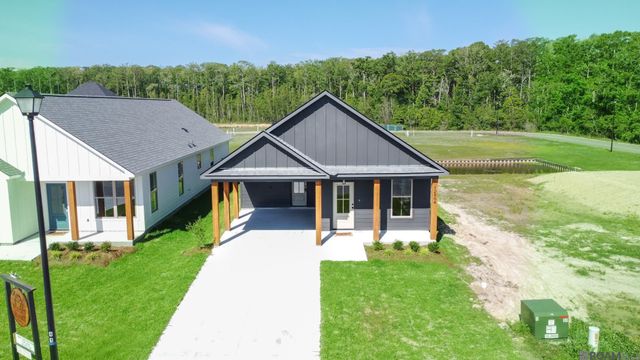 12864 St Lucia Dr, Maurepas, LA 70449