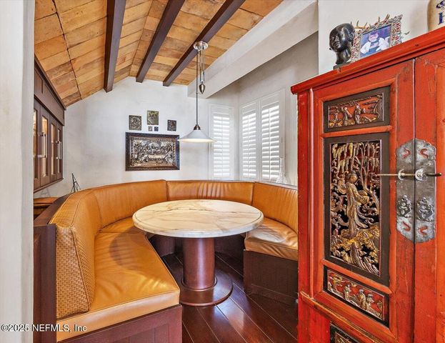 1515 BEACH Avenue, Atlantic Beach, FL 32233