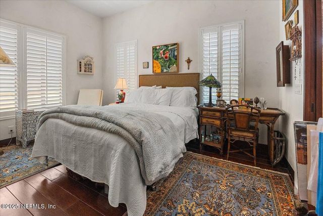 1515 BEACH Avenue, Atlantic Beach, FL 32233