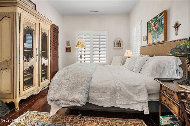 1515 BEACH Avenue, Atlantic Beach, FL 32233