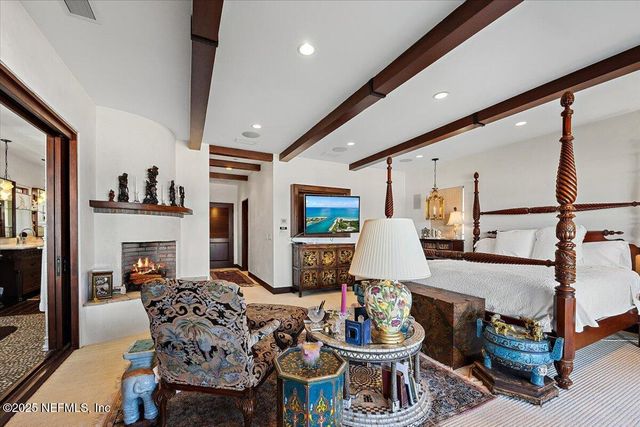 1515 BEACH Avenue, Atlantic Beach, FL 32233