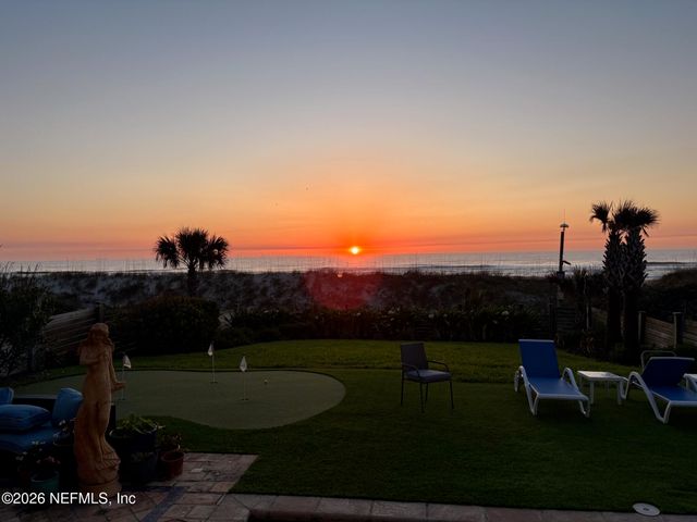 1515 BEACH Avenue, Atlantic Beach, FL 32233