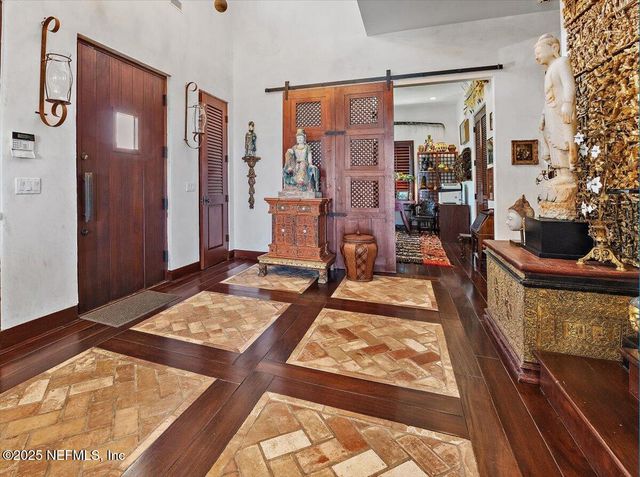 1515 BEACH Avenue, Atlantic Beach, FL 32233