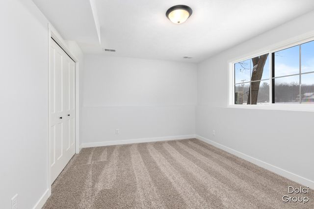 4346 Leverette Street, Marne, MI 49435