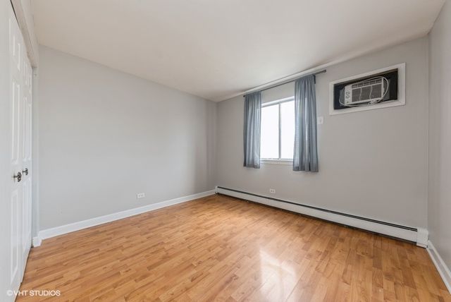 829 S Dwyer Avenue D, Arlington Heights, IL 60005