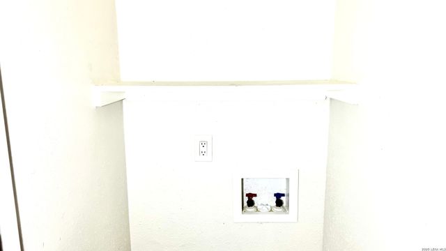 10098 Birch Field Dr., San Antonio, TX 78245