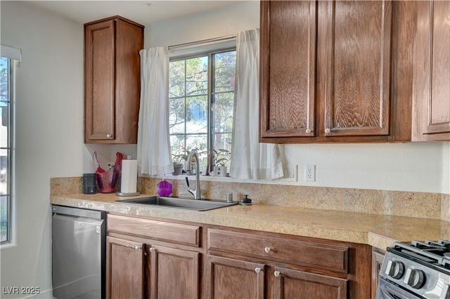 7310 Camrose Ridge Place 101, Las Vegas, NV 89149