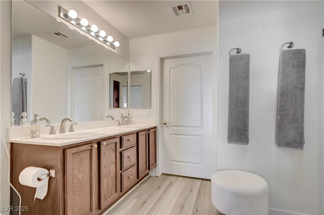 7310 Camrose Ridge Place 101, Las Vegas, NV 89149