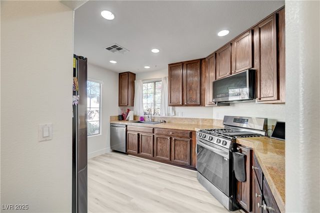 7310 Camrose Ridge Place 101, Las Vegas, NV 89149