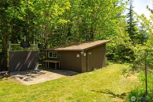 89 Slab Camp Road, Sequim, WA 98382