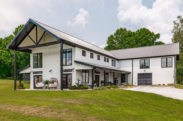 1243 Madison Creek Rd, Goodlettsville, TN 37072