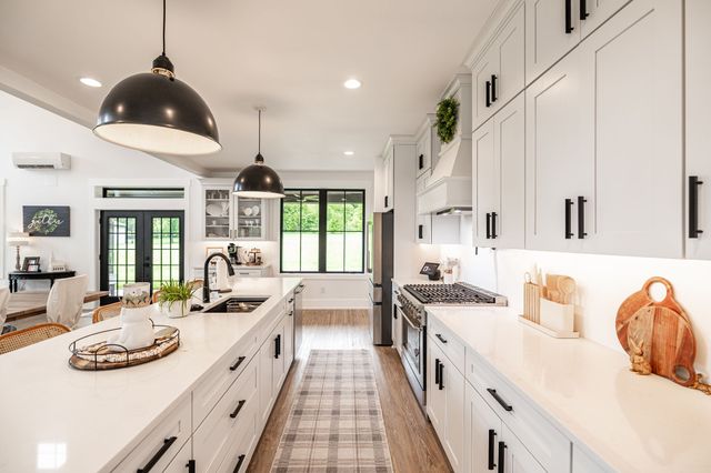 1243 Madison Creek Rd, Goodlettsville, TN 37072