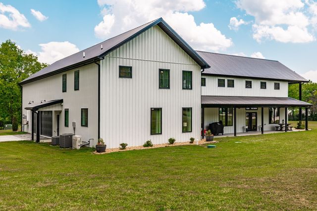 1243 Madison Creek Rd, Goodlettsville, TN 37072
