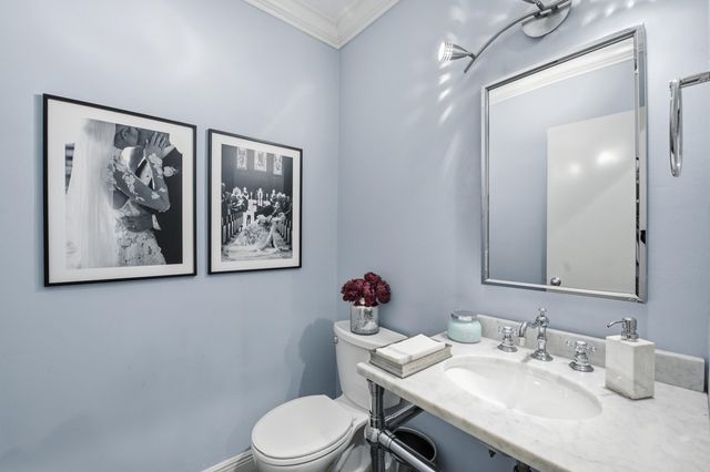 917 NE 3RD Street 9, Fort Lauderdale, FL 33301