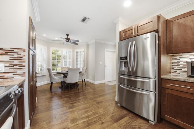 917 NE 3RD Street 9, Fort Lauderdale, FL 33301