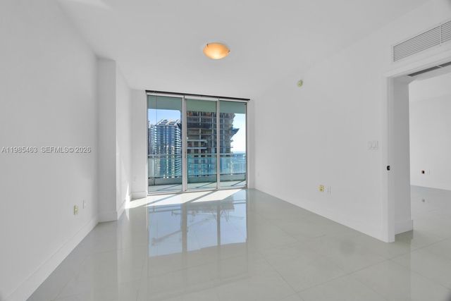 92 SW 3rd St 3904, Miami, FL 33130