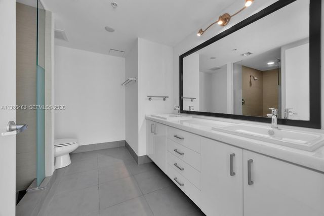 92 SW 3rd St 3904, Miami, FL 33130