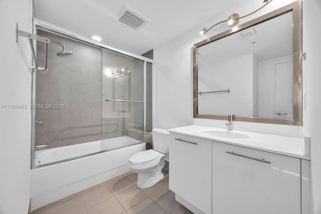 92 SW 3rd St 3904, Miami, FL 33130